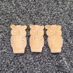 Carved Bone Pendant/Beads Owl 3 Pieces
